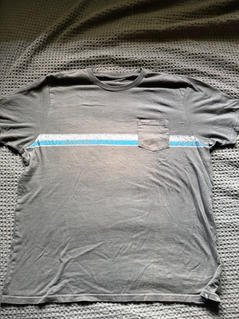 Rip Curl Men's Gray Tee with Blue Chest Stripe
